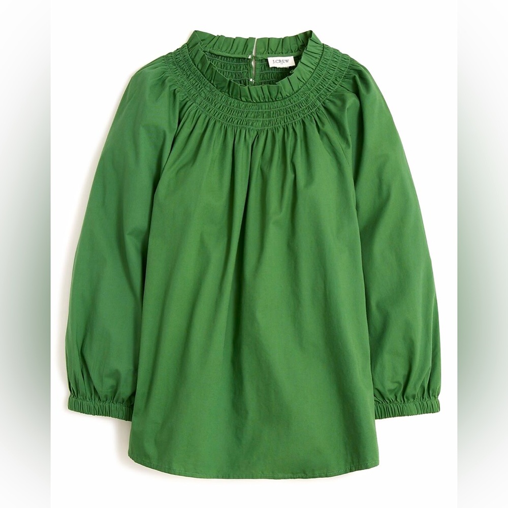 Smocked neck top. Gatlin green. Size small.
